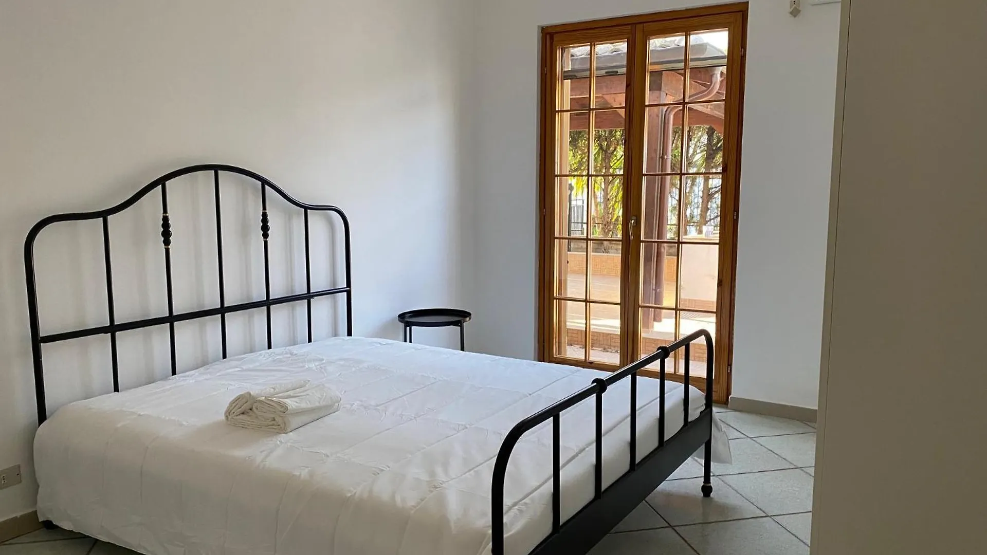 Superbe Villa A Порт-Эмпедокле Италия